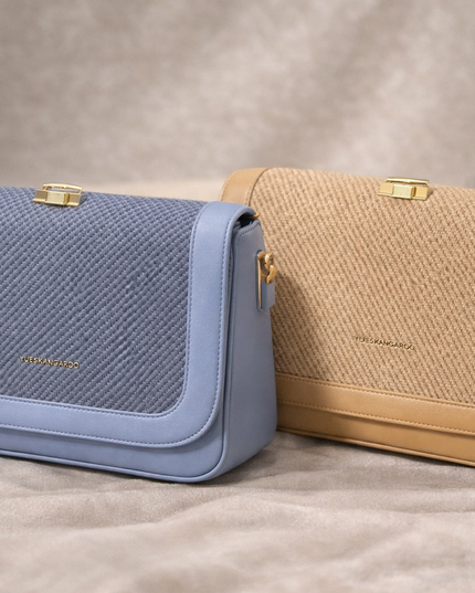 Elegant Textured Clutch Handbag – Grey & Beige
