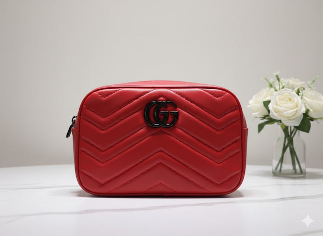 Quilted Gucci Chic Crossbody Pouch – Bold Edition