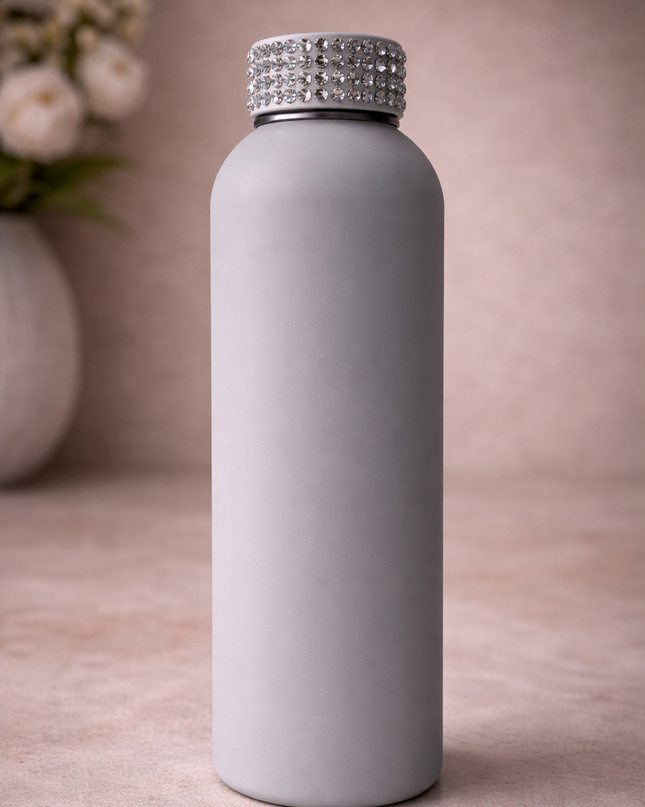 Luxe Hydration: Matte Gem-Capped Water Bottle
